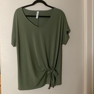 Zenana outfitters olive green top